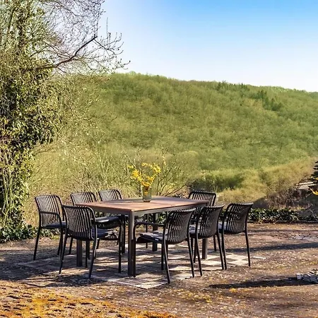 Living Between Heaven And Forest * Bermel