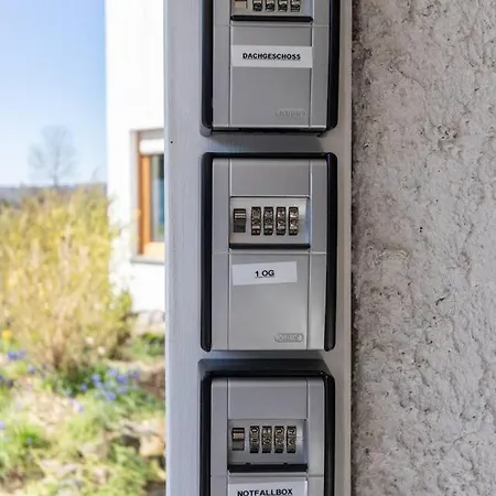 Living Between Heaven And Forest Apartment Bermel