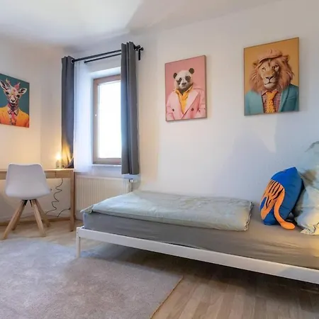 Living Between Heaven And Forest