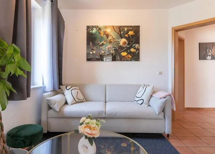 Living Between Heaven And Forest Bermel