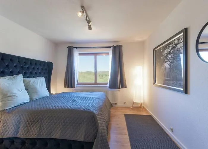 Living Between Heaven And Forest * Bermel